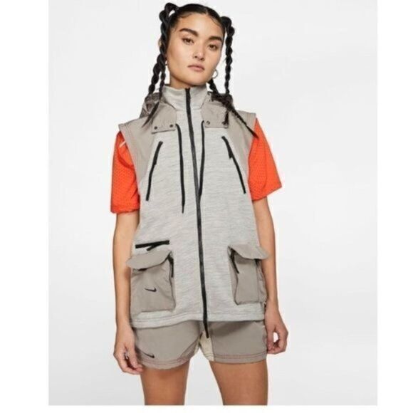 Nike Jackets & Blazers - Nike Women’s AAE 3.0 Vest in Sepia Stone New
